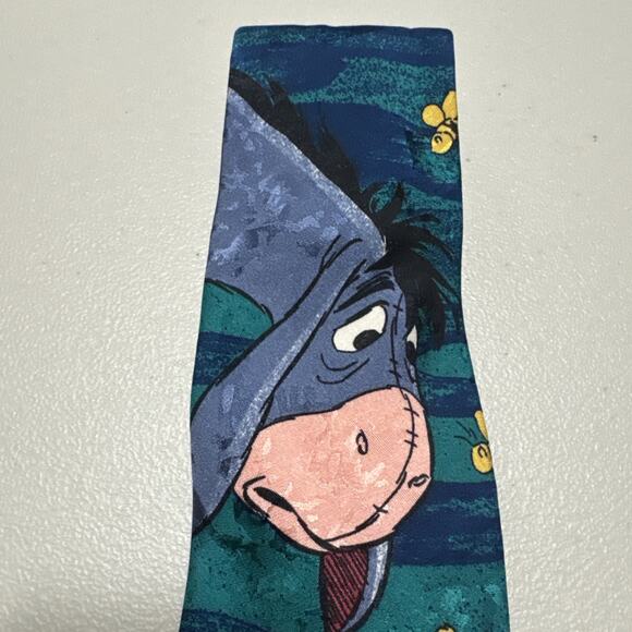 The Disney Store Winnie The Pooh Tigger Eeyore Silk Tie Made in Italy Mens Gift - Picture 3 of 11